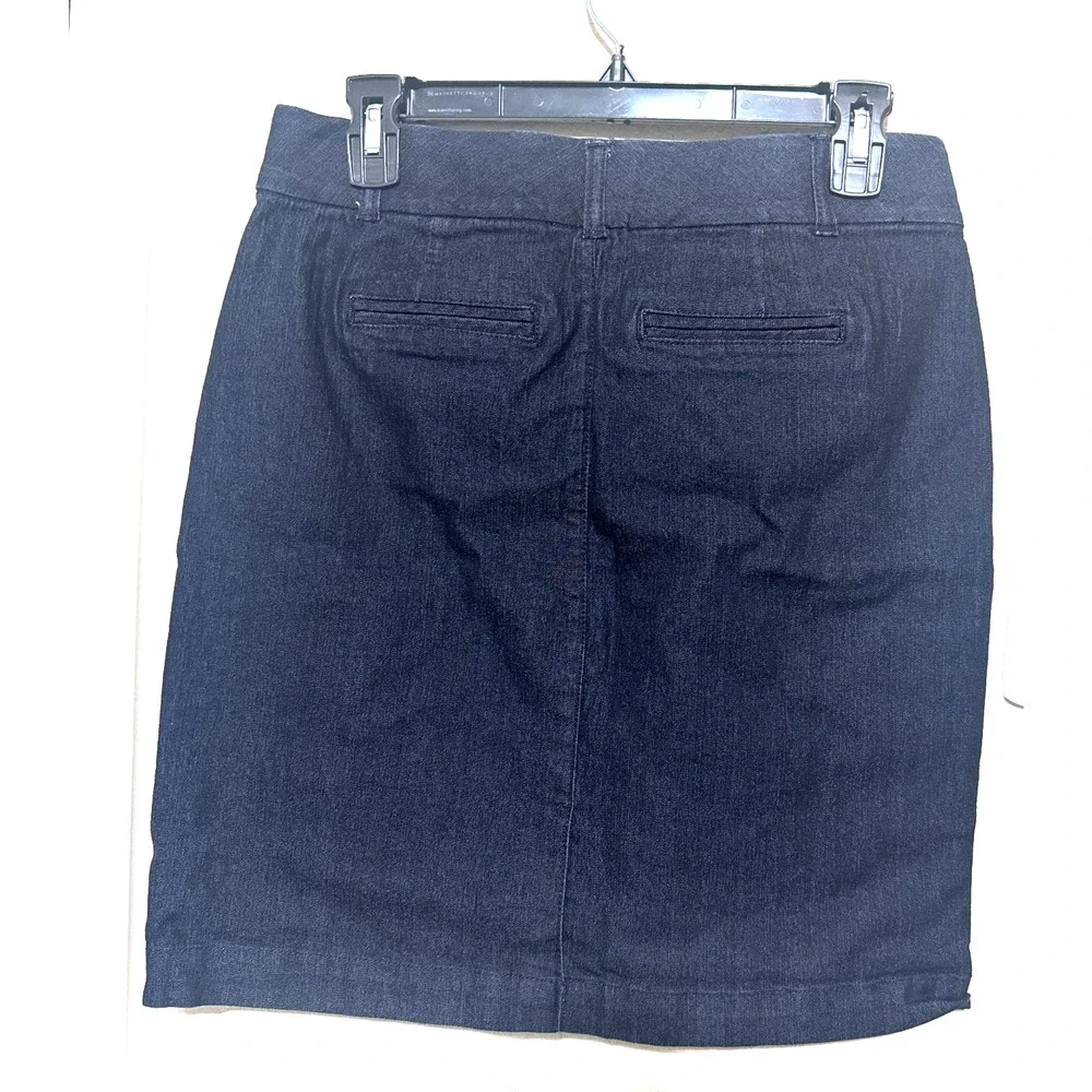 JM Collections Womens Denim Mini Skirt Size 8P petite straight pencil blue jean